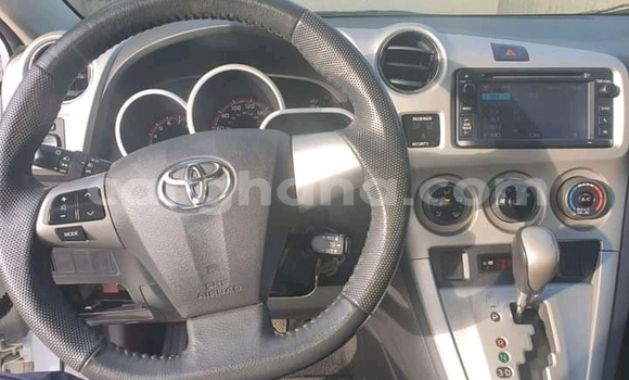 Buy Used Toyota Matrix White Car in Accra in Greater Accra Buy Used Toyota Matrix White Car in Accra in Greater Accra