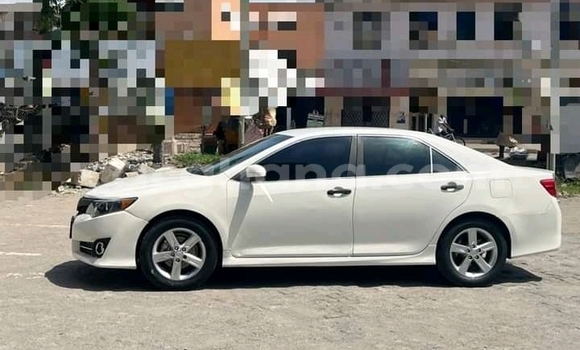 Ra Àlòkù Toyota Camry Miiran Ọkọ̀ in Accra ni Greater Accra Ra Àlòkù Toyota Camry Miiran Ọkọ̀ in Accra ni Greater Accra