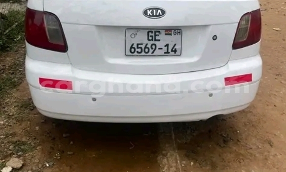 Ra Àlòkù Kia Picanto funfun Ọkọ̀ in Accra ni Greater Accra