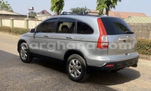 Buy Used Honda CR–V Silver Car in Accra in Greater Accra Buy Used Honda CR–V Silver Car in Accra in Greater Accra