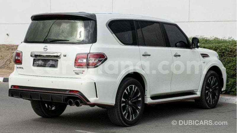 Big with watermark nissan patrol ashanti import dubai 52750