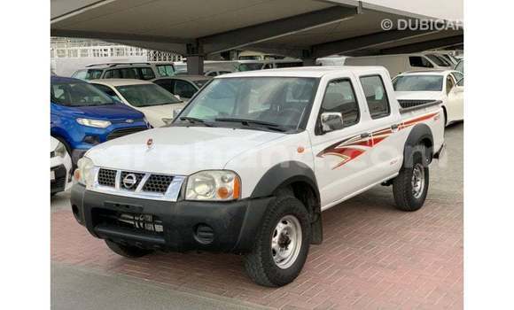 Sayi Imported Nissan Pickup White Mota in Import - Dubai a Ashanti Sayi Imported Nissan Pickup White Mota in Import - Dubai a Ashanti