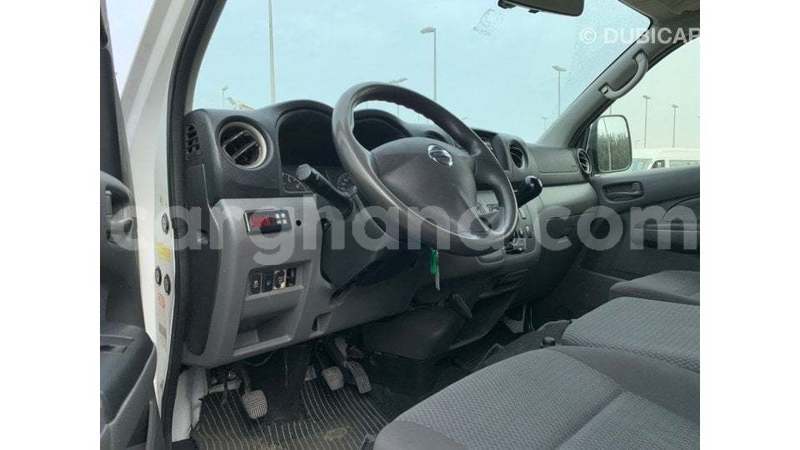 Big with watermark nissan urvan ashanti import dubai 52752