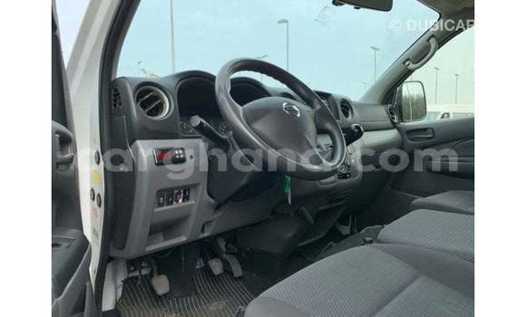 Ra Imported Nissan Urvan funfun Ọkọ̀ in Import - Dubai ni Ashanti Ra Imported Nissan Urvan funfun Ọkọ̀ in Import - Dubai ni Ashanti