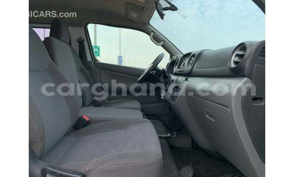 Ra Imported Nissan Urvan funfun Ọkọ̀ in Import - Dubai ni Ashanti Ra Imported Nissan Urvan funfun Ọkọ̀ in Import - Dubai ni Ashanti