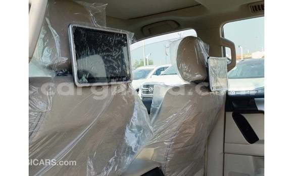 Buy Import Toyota Prado White Car in Import - Dubai in Ashanti Buy Import Toyota Prado White Car in Import - Dubai in Ashanti