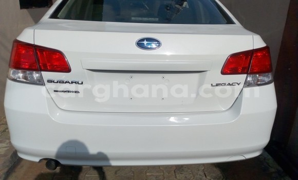 Buy Used Subaru Legacy White Car in Sekondi–Takoradi Metropolitan in Western