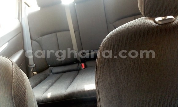 Ra Àlòkù Subaru Legacy funfun Ọkọ̀ in Sekondi–Takoradi Metropolitan ni Oorun Ra Àlòkù Subaru Legacy funfun Ọkọ̀ in Sekondi–Takoradi Metropolitan ni Oorun
