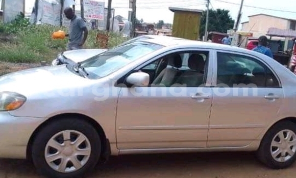 Ra Àlòkù Toyota Corolla Miiran Ọkọ̀ in Accra ni Greater Accra Ra Àlòkù Toyota Corolla Miiran Ọkọ̀ in Accra ni Greater Accra