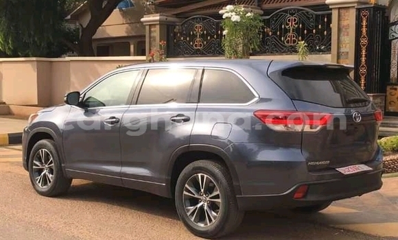 Buy Used Toyota Highlander Other Car in Accra in Greater Accra Buy Used Toyota Highlander Other Car in Accra in Greater Accra