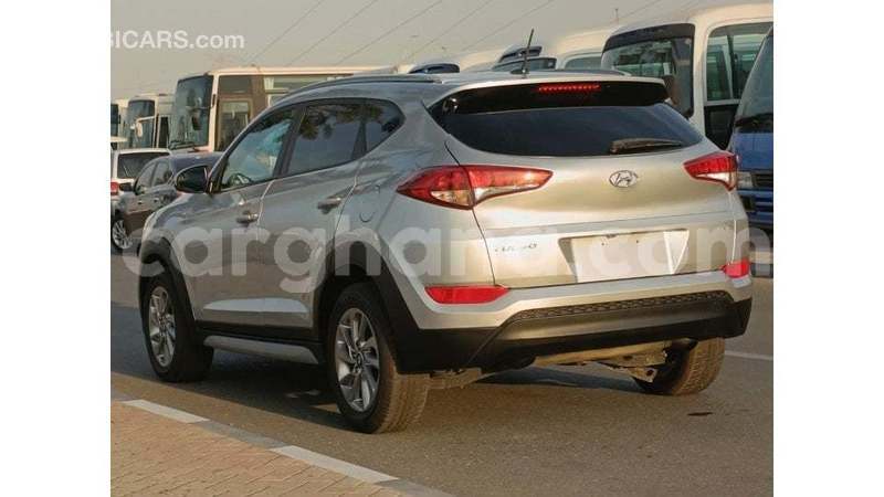 Big with watermark hyundai tucson ashanti import dubai 52791