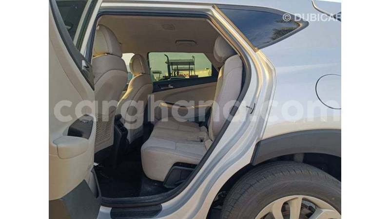 Big with watermark hyundai tucson ashanti import dubai 52791