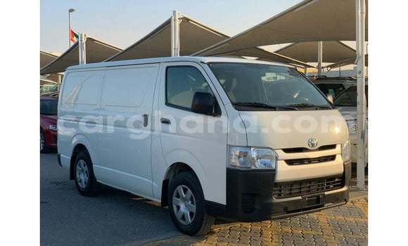 Ra Imported Toyota Hiace funfun Ọkọ̀ in Import - Dubai ni Ashanti Ra Imported Toyota Hiace funfun Ọkọ̀ in Import - Dubai ni Ashanti