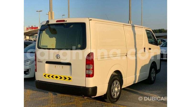 Big with watermark toyota hiace ashanti import dubai 52801