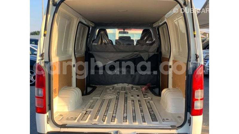 Big with watermark toyota hiace ashanti import dubai 52801