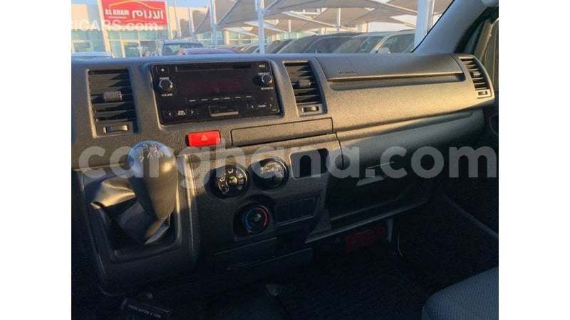 Big with watermark toyota hiace ashanti import dubai 52801