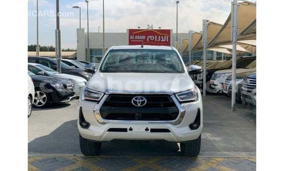 Ra Imported Toyota Hilux funfun Ọkọ̀ in Import - Dubai ni Ashanti Ra Imported Toyota Hilux funfun Ọkọ̀ in Import - Dubai ni Ashanti