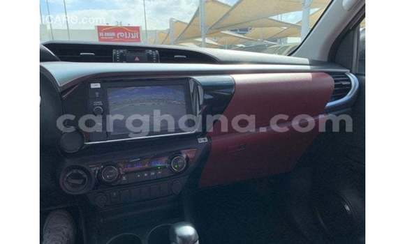 Ra Imported Toyota Hilux funfun Ọkọ̀ in Import - Dubai ni Ashanti Ra Imported Toyota Hilux funfun Ọkọ̀ in Import - Dubai ni Ashanti