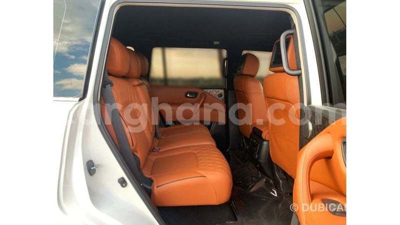 Big with watermark nissan patrol ashanti import dubai 52805