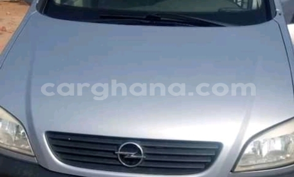 Ra Àlòkù Opel Zafira Red Ọkọ̀ in Accra ni Greater Accra Ra Àlòkù Opel Zafira Red Ọkọ̀ in Accra ni Greater Accra