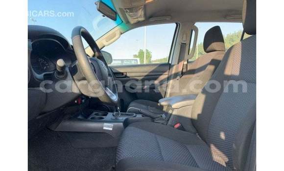 Sayi Imported Toyota Hilux White Mota in Import - Dubai a Ashanti Sayi Imported Toyota Hilux White Mota in Import - Dubai a Ashanti