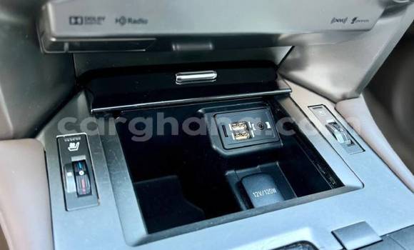 Sayi Na hannu Lexus GX White Mota in Accra a Greater Accra Sayi Na hannu Lexus GX White Mota in Accra a Greater Accra