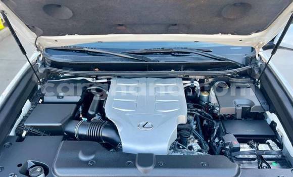 Sayi Na hannu Lexus GX White Mota in Accra a Greater Accra Sayi Na hannu Lexus GX White Mota in Accra a Greater Accra