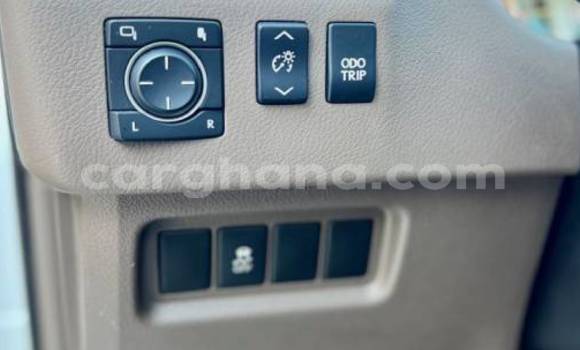 Sayi Na hannu Lexus GX White Mota in Accra a Greater Accra Sayi Na hannu Lexus GX White Mota in Accra a Greater Accra