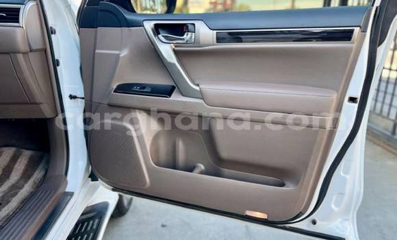 Sayi Na hannu Lexus GX White Mota in Accra a Greater Accra Sayi Na hannu Lexus GX White Mota in Accra a Greater Accra
