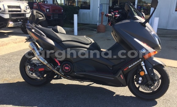Buy Used Yamaha Max Black Bike in Adaklu Waya in Volta