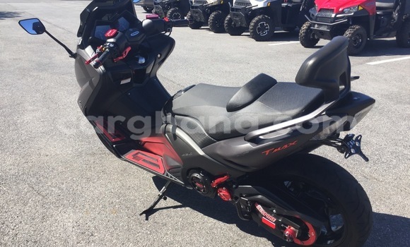 Sayi Na hannu Yamaha Max Black Motsi in Adaklu Waya a Volta Sayi Na hannu Yamaha Max Black Motsi in Adaklu Waya a Volta