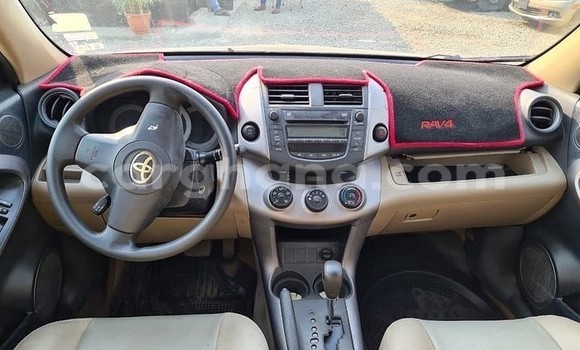 Sayi Na hannu Toyota RAV4 Black Mota in Sekondi–Takoradi Metropolitan a Yamma Sayi Na hannu Toyota RAV4 Black Mota in Sekondi–Takoradi Metropolitan a Yamma