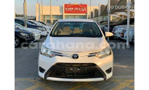 Ra Imported Toyota Yaris funfun Ọkọ̀ in Import - Dubai ni Ashanti Ra Imported Toyota Yaris funfun Ọkọ̀ in Import - Dubai ni Ashanti