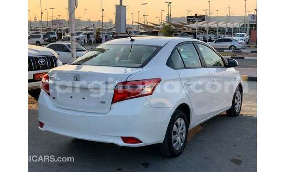 Ra Imported Toyota Yaris funfun Ọkọ̀ in Import - Dubai ni Ashanti Ra Imported Toyota Yaris funfun Ọkọ̀ in Import - Dubai ni Ashanti