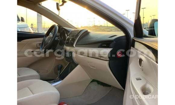 Ra Imported Toyota Yaris funfun Ọkọ̀ in Import - Dubai ni Ashanti Ra Imported Toyota Yaris funfun Ọkọ̀ in Import - Dubai ni Ashanti