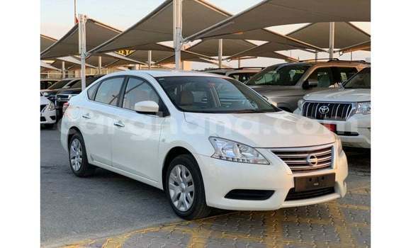 Ra Imported Nissan Sentra funfun Ọkọ̀ in Import - Dubai ni Ashanti Ra Imported Nissan Sentra funfun Ọkọ̀ in Import - Dubai ni Ashanti
