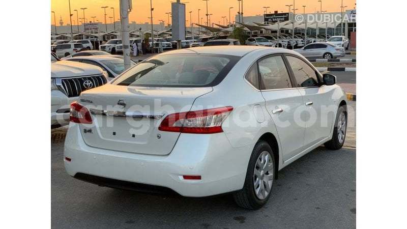 Big with watermark nissan sentra ashanti import dubai 52846