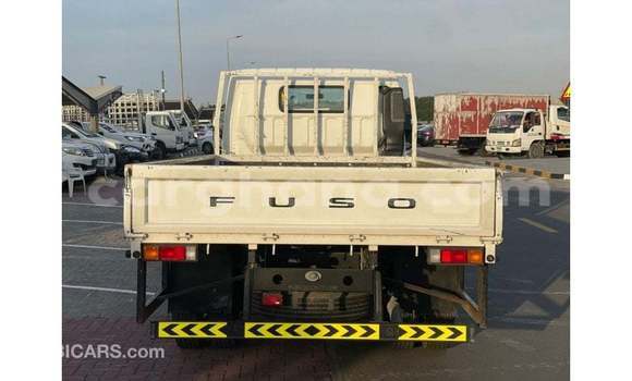 Ra Imported Mitsubishi i funfun Ọkọ̀ in Import - Dubai ni Ashanti Ra Imported Mitsubishi i funfun Ọkọ̀ in Import - Dubai ni Ashanti