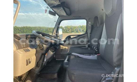 Ra Imported Mitsubishi i funfun Ọkọ̀ in Import - Dubai ni Ashanti Ra Imported Mitsubishi i funfun Ọkọ̀ in Import - Dubai ni Ashanti