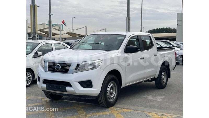 Big with watermark nissan navara ashanti import dubai 52854