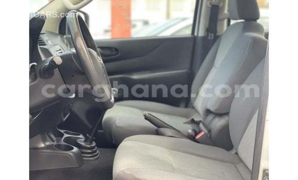 Ra Imported Nissan Navara funfun Ọkọ̀ in Import - Dubai ni Ashanti Ra Imported Nissan Navara funfun Ọkọ̀ in Import - Dubai ni Ashanti