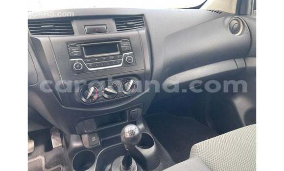 Ra Imported Nissan Navara funfun Ọkọ̀ in Import - Dubai ni Ashanti Ra Imported Nissan Navara funfun Ọkọ̀ in Import - Dubai ni Ashanti