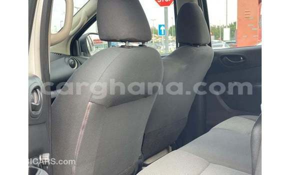 Ra Imported Nissan Navara funfun Ọkọ̀ in Import - Dubai ni Ashanti Ra Imported Nissan Navara funfun Ọkọ̀ in Import - Dubai ni Ashanti