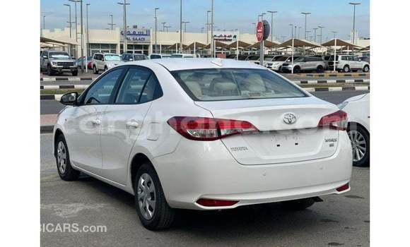 Buy Import Toyota Yaris White Car in Import - Dubai in Ashanti Buy Import Toyota Yaris White Car in Import - Dubai in Ashanti