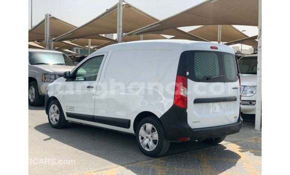 Ra Imported Renault 19 funfun Ọkọ̀ in Import - Dubai ni Ashanti Ra Imported Renault 19 funfun Ọkọ̀ in Import - Dubai ni Ashanti