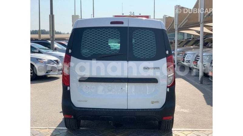 Big with watermark renault 19 ashanti import dubai 52856