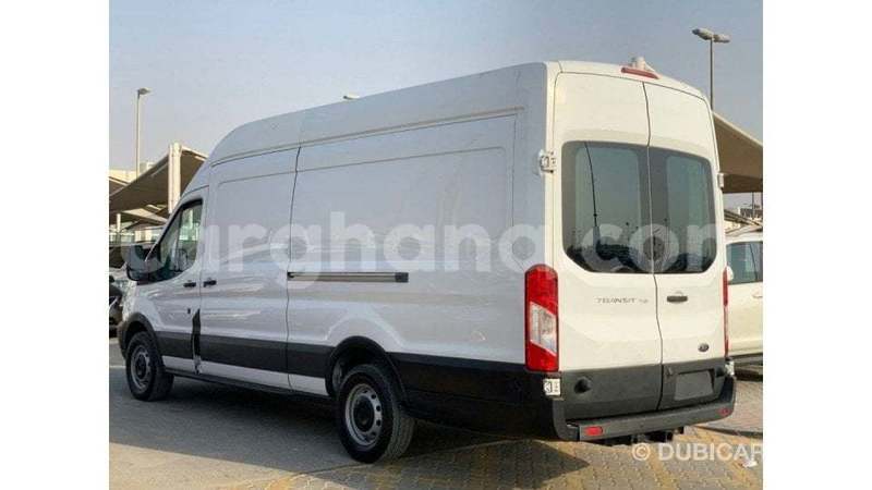 Big with watermark ford club wagon ashanti import dubai 52857