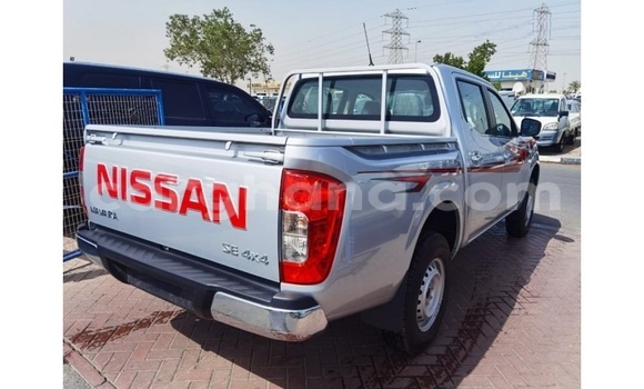 Sayi Na hannu Nissan Navara Azurfa Mota in Accra a Greater Accra Sayi Na hannu Nissan Navara Azurfa Mota in Accra a Greater Accra
