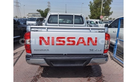 Sayi Na hannu Nissan Navara Azurfa Mota in Accra a Greater Accra Sayi Na hannu Nissan Navara Azurfa Mota in Accra a Greater Accra