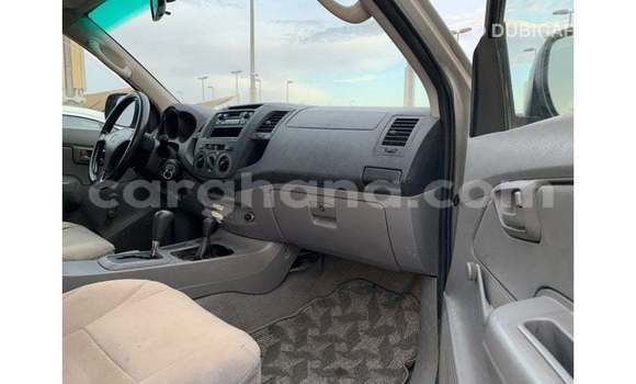 Ra Imported Toyota Hilux Miiran Ọkọ̀ in Import - Dubai ni Ashanti Ra Imported Toyota Hilux Miiran Ọkọ̀ in Import - Dubai ni Ashanti